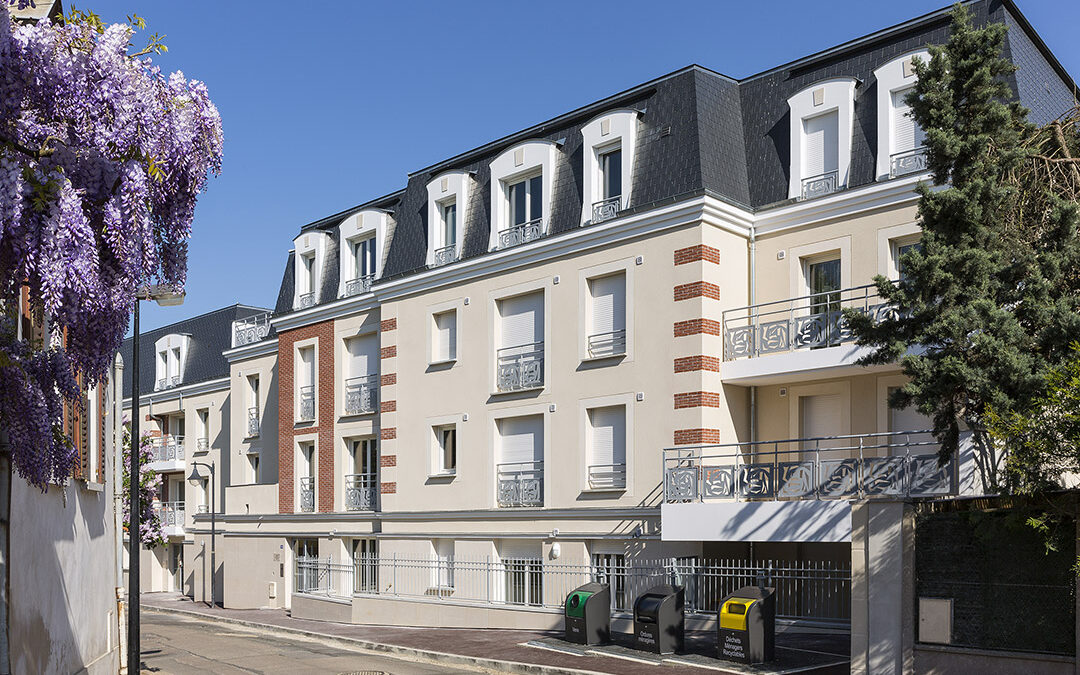 2011 VERNEUIL-SUR-SEINE (78) ARC